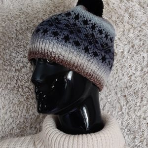 Pipo kevääseen tai syksyyn