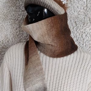 "Ysäri" -pipo ja kaulaliina samassa